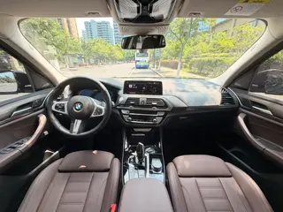 BMW X3 2021 xDrive28i M Sports suit interior photo 6