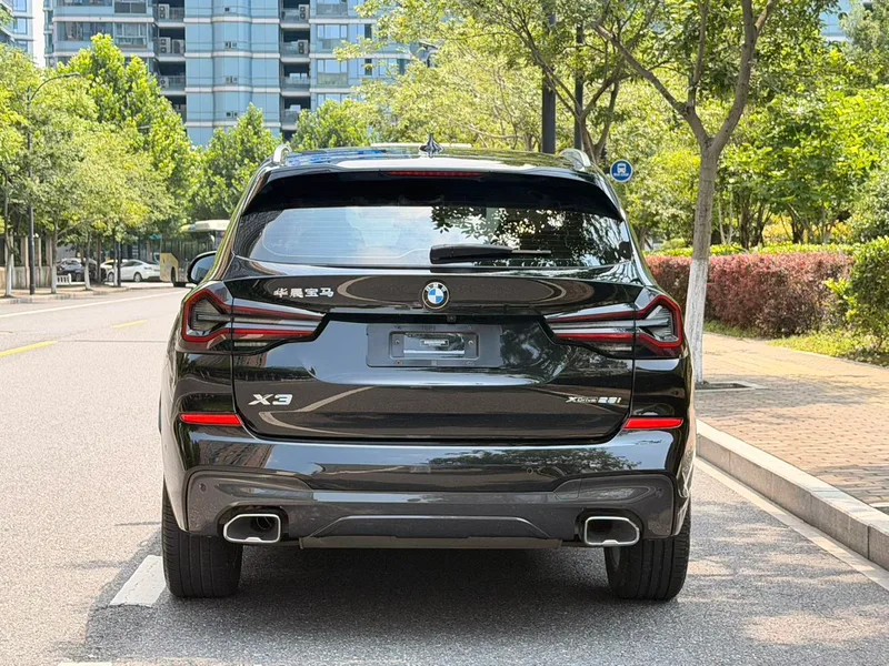BMW X3 2021 xDrive28i M Sports suit interior photo 9