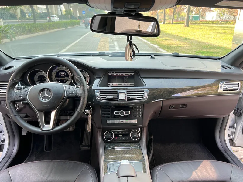 Mercedes-Benz CLS 2012 CLS 300 CGI extérieur photo 6