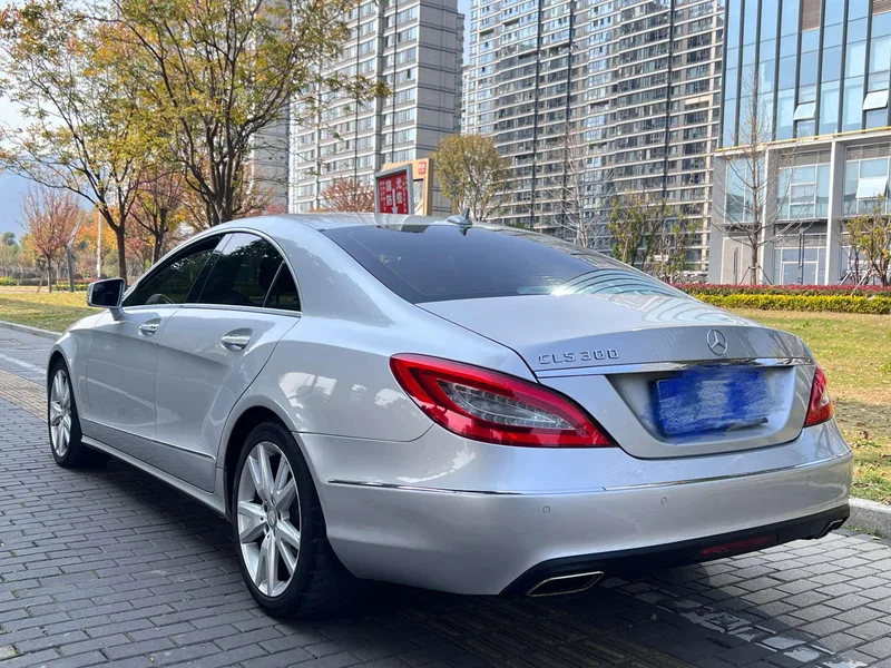 Mercedes-Benz CLS 2012 CLS 300 CGI intérieur photo 17