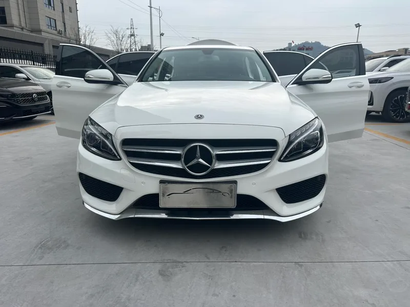 Mercedes-Benz C-Class 2018 C 180 L Mode version sport extérieur photo 4