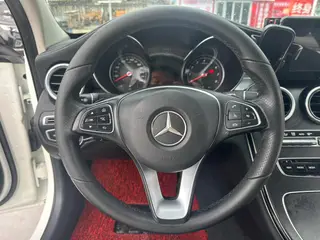 Mercedes-Benz C-Class 2018 C 180 L Mode version sport intérieur photo 12