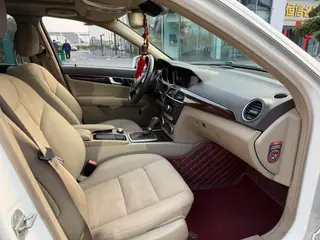 Mercedes-Benz C-Class 2013 C 260 CGI Elegante interior foto 13