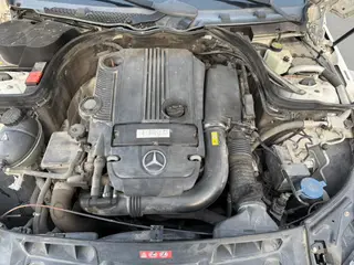 Mercedes-Benz C-Class 2013 C 260 CGI Elegante interior foto 16