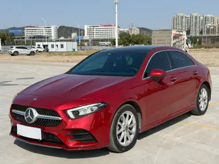 Mercedes-Benz A-Class 2020 A 200 L Coche deportivo exterior foto 1