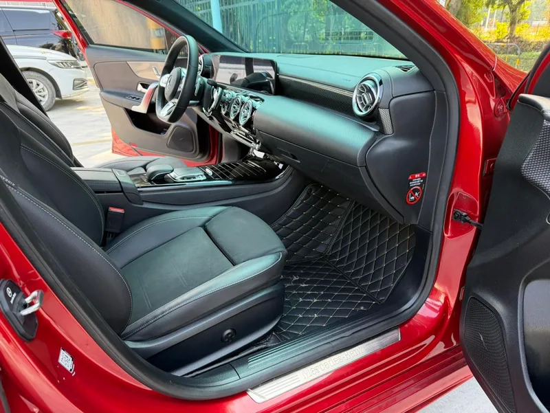 Mercedes-Benz A-Class 2020 A 200 L Coche deportivo exterior foto 4