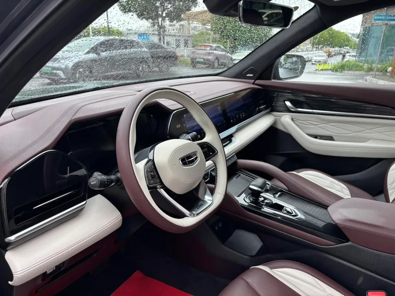 Geely Monjaro 2021 2.0TD DCT EVO Two-wheel-drive Zhizun type interior photo 15