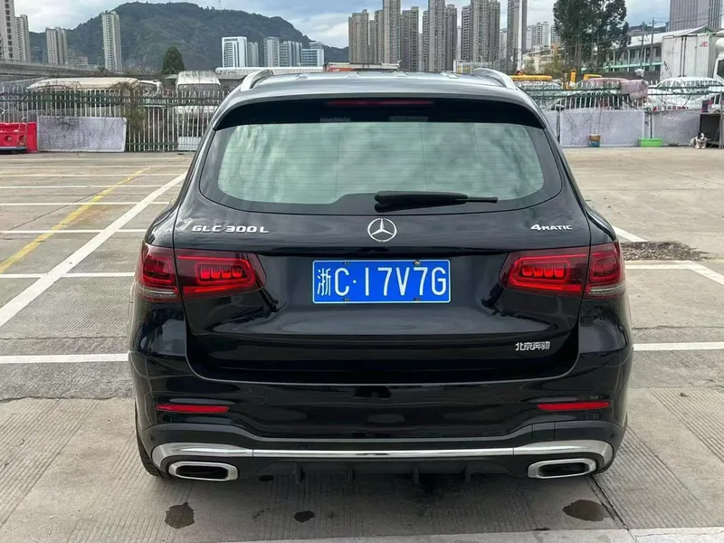 Mercedes-Benz GLC 2020 GLC 300 L 4MATIC Dynamic interior photo 8