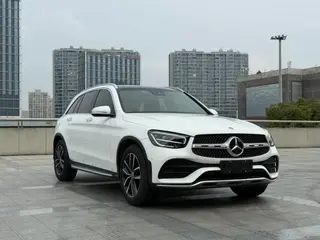 Mercedes-Benz GLC 2020 GLC 300 L 4MATIC Dynamic exterior photo 3