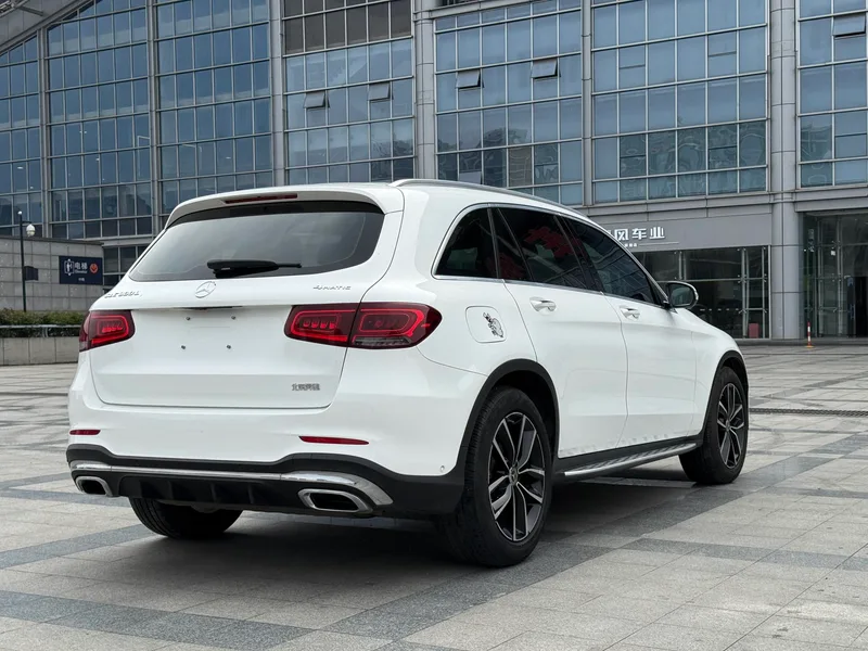 Mercedes-Benz GLC 2020 GLC 300 L 4MATIC Dynamic exterior photo 7