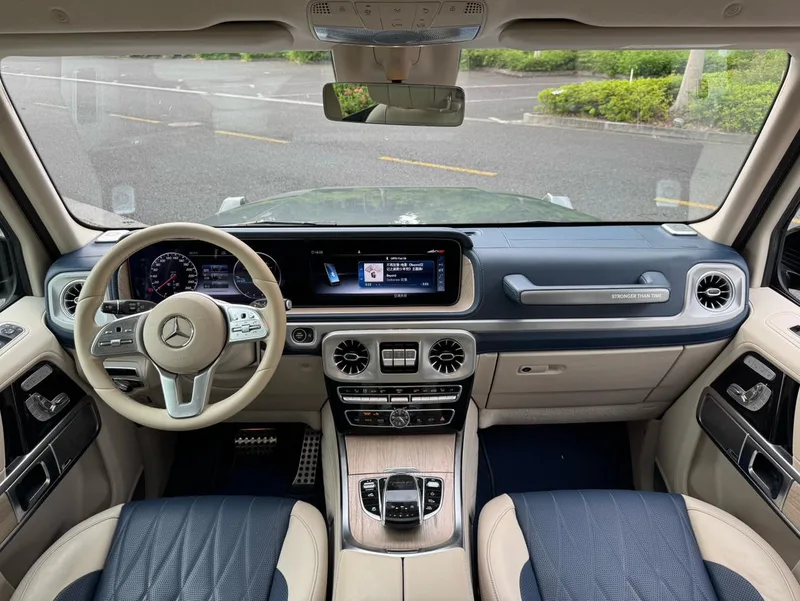 Mercedes-Benz G-Class 2020 G 500 Time Inscribed Special Edition interior photo 9
