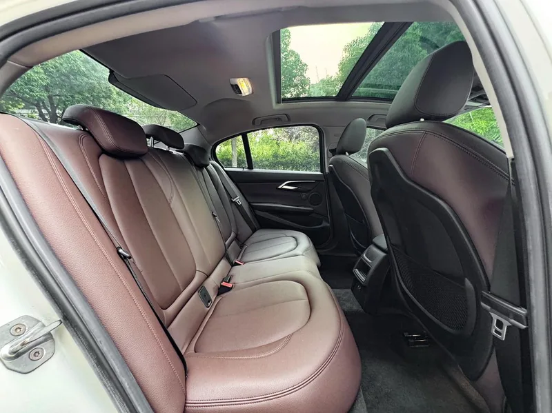 BMW 1 Series 2020 125i Leading Type M Sports suit interior photo 14