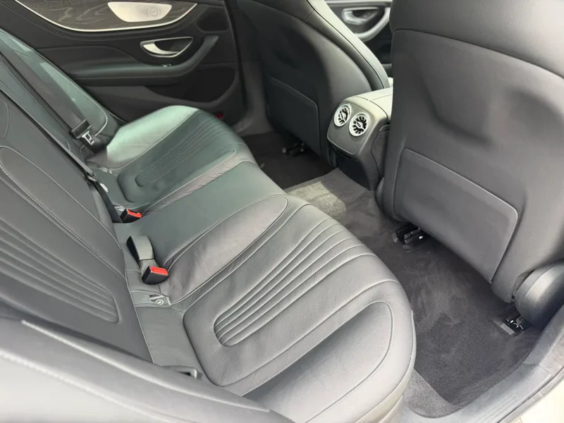 Mercedes-Benz CLS 2020 CLS 300 Luxury type interior photo 9