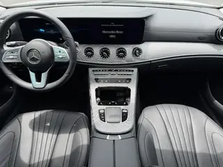 Mercedes-Benz CLS 2020 CLS 300 Luxury type interior photo 12