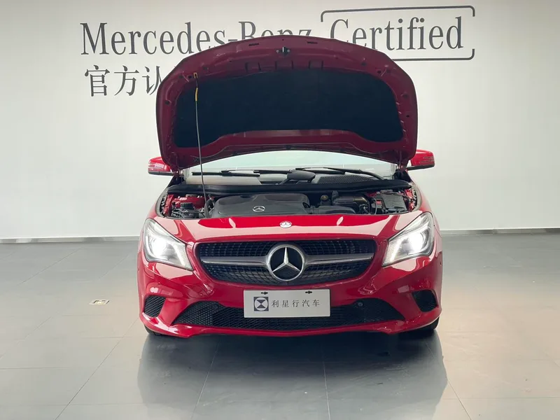 Mercedes-Benz CLA 2016 CLA 200 Fashionable interior photo 7