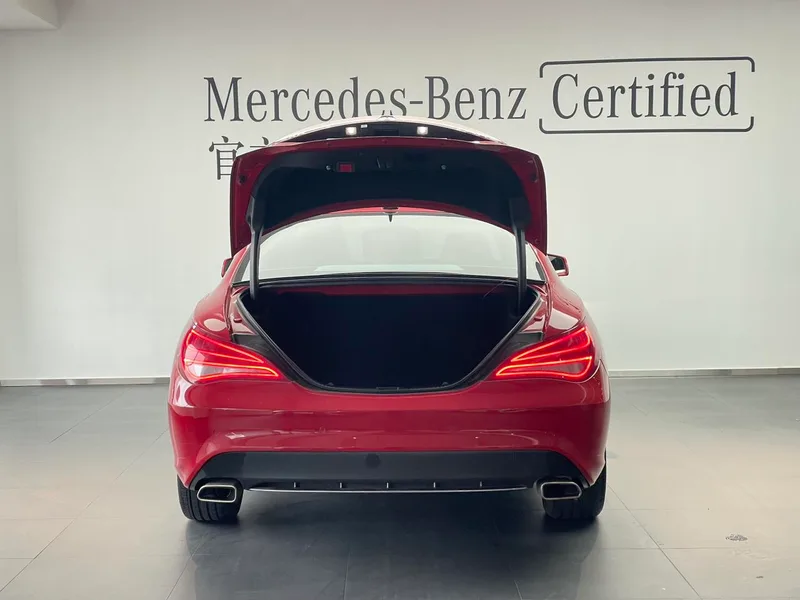 Mercedes-Benz CLA 2016 CLA 200 Fashionable interior photo 11