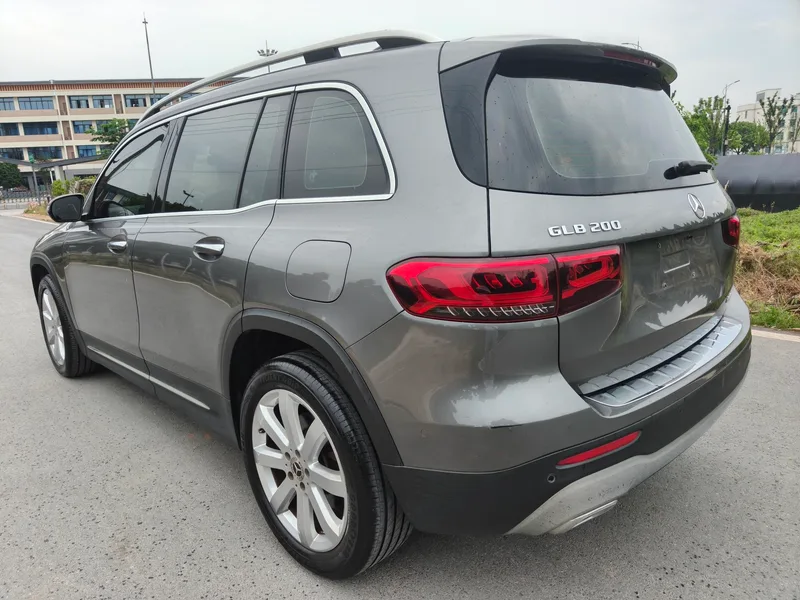 Mercedes-Benz GLB 2020 GLB 200 Fashionable exterior photo 4