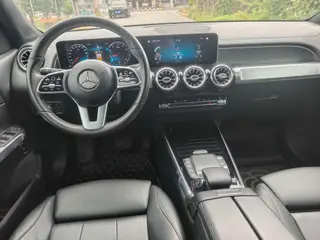 Mercedes-Benz GLB 2020 GLB 200 Fashionable interior photo 7