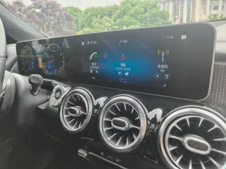 Mercedes-Benz GLB 2020 GLB 200 Fashionable interior photo 8