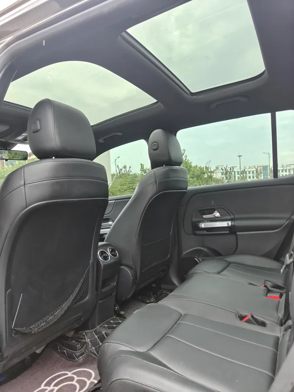 Mercedes-Benz GLB 2020 GLB 200 Fashionable interior photo 10