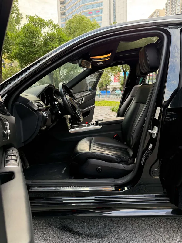 Mercedes-Benz E-Class 2015 E 320 L Deporte exterior foto 10
