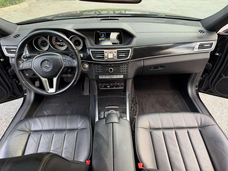 Mercedes-Benz E-Class 2015 E 320 L Deporte interior foto 14