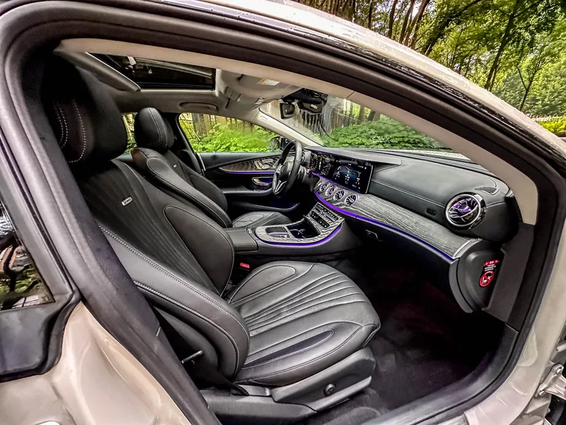 Mercedes-Benz CLS 2021 CLS 300 Dynamic interior photo 10