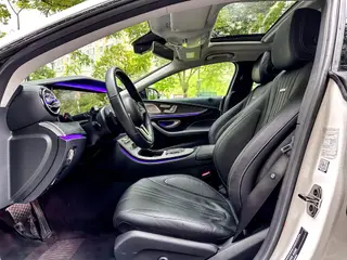 Mercedes-Benz CLS 2021 CLS 300 Dynamic interior photo 14