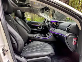 Mercedes-Benz CLS 2021 CLS 300 Dynamic interior photo 15