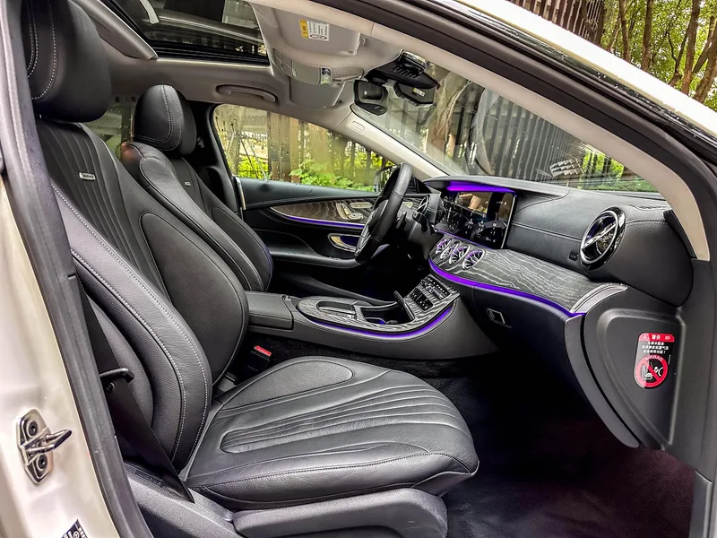Mercedes-Benz CLS 2021 CLS 300 Dynamic interior photo 15