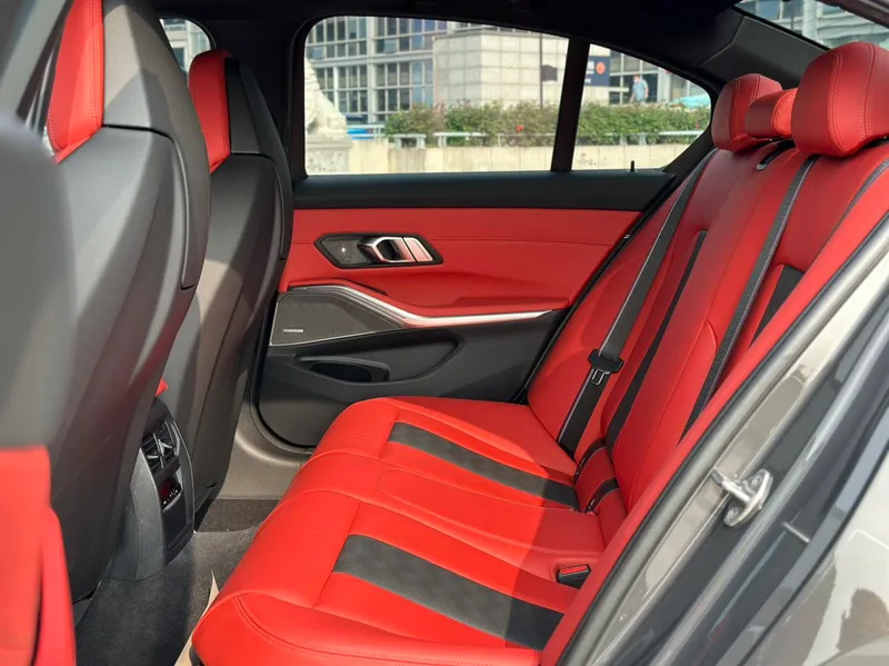 BMW M3 2021 M3 four-door sedan Thunder Edition interior photo 18