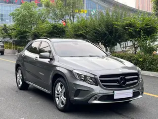 Mercedes-Benz GLA 2015 GLA 200 Dynamic exterior photo 3