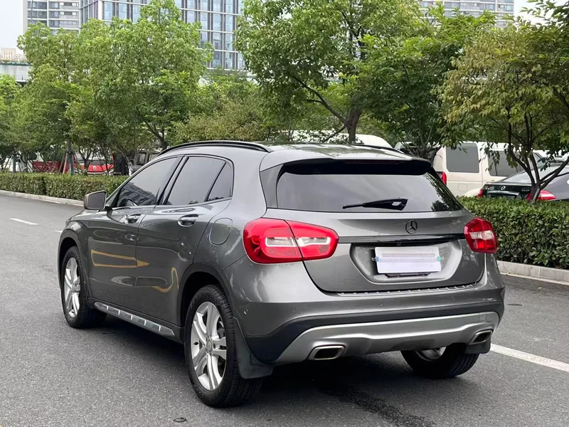 Mercedes-Benz GLA 2015 GLA 200 Dynamic exterior photo 6