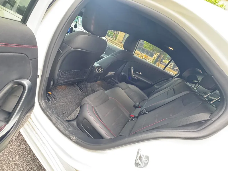 Mercedes-Benz A-Class 2024 A 200 L Fashion Edition interior photo 10