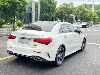 Mercedes-Benz A-Class 2024 A 200 L Fashion Edition interior photo 16