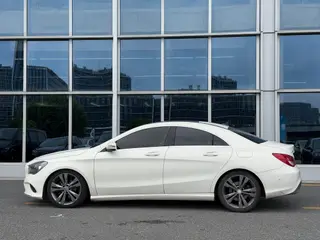 Mercedes-Benz CLA 2016 CLA 200 Dynamic interior photo 11