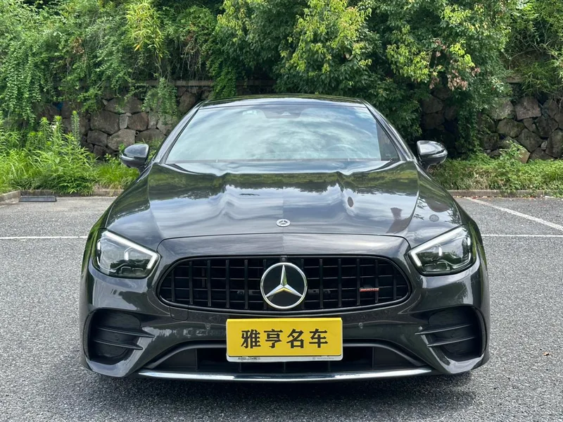 Mercedes-Benz E-Class (Imported) 2023 E 300 Coupé exterior foto 2