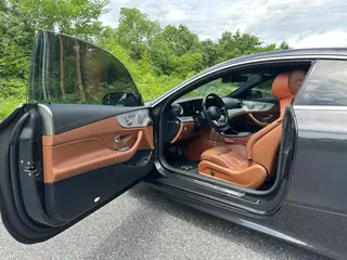 Mercedes-Benz E-Class (Imported) 2023 E 300 Coupé exterior foto 5