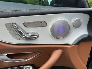 Mercedes-Benz E-Class (Imported) 2023 E 300 Coupé exterior foto 8