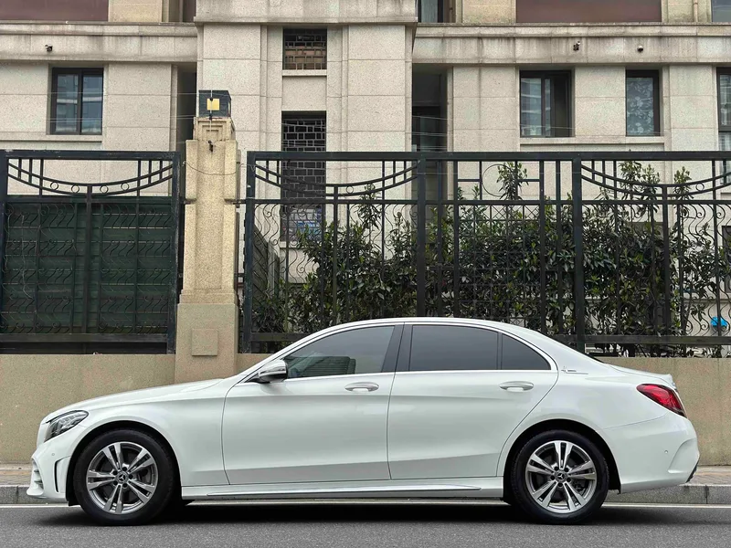 Mercedes-Benz C-Class 2021 C 200 L Mode version sport extérieur photo 7