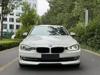 BMW 3 Series 2015 320Li Fashionable exterior photo 2