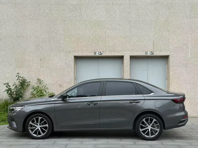 Geely Emgrand 2023 4th Gen Champion Edition 1.5L CVT Premium Trim exterior photo 3