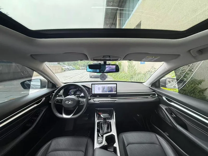 Geely Emgrand 2023 4th Gen Champion Edition 1.5L CVT Premium Trim interior photo 6