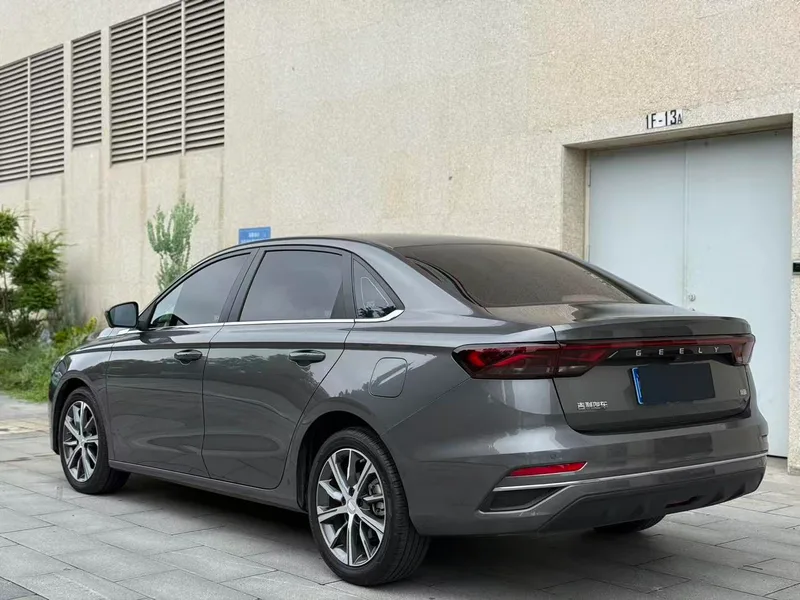 Geely Emgrand 2023 4th Gen Champion Edition 1.5L CVT Premium Trim interior photo 9