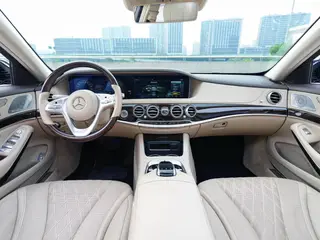 Mercedes-Benz Mercedes-Maybach S-Class 2018 S 450 4MATIC interior foto 10