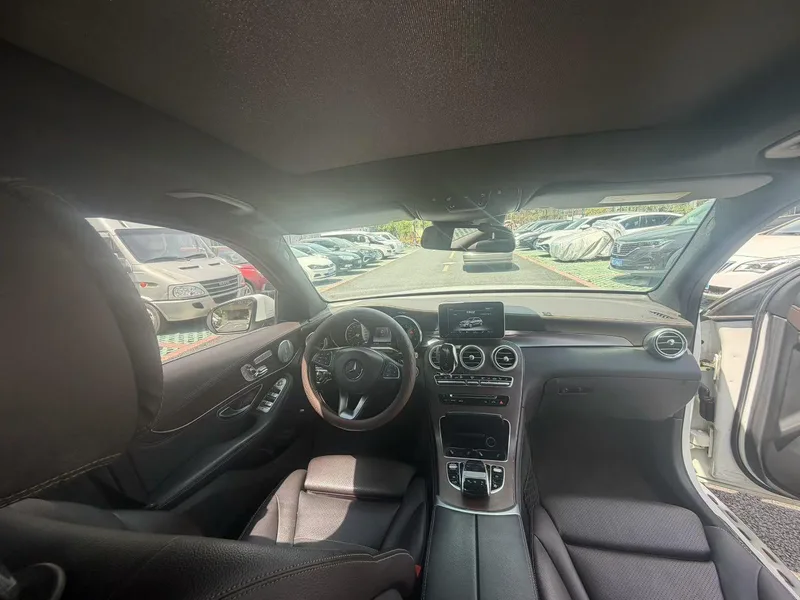 Mercedes-Benz GLC 2016 GLC 300 4MATIC Type dynamique intérieur photo 6