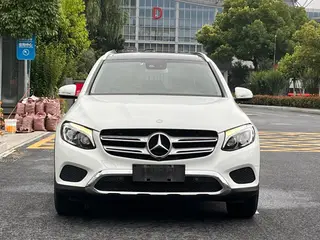 Mercedes-Benz GLC 2016 GLC 300 4MATIC Dynamic exterior photo 2