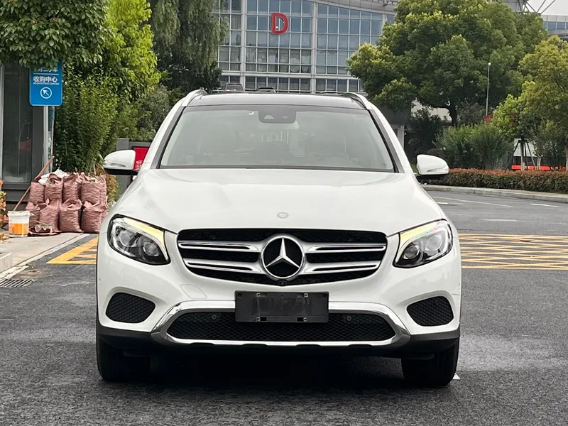 Mercedes-Benz GLC 2016 GLC 300 4MATIC Dynamic exterior photo 2