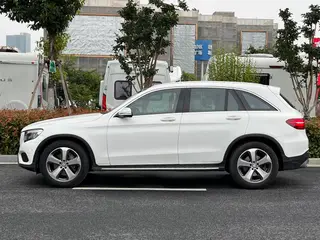 Mercedes-Benz GLC 2016 GLC 300 4MATIC Dynamic exterior photo 3