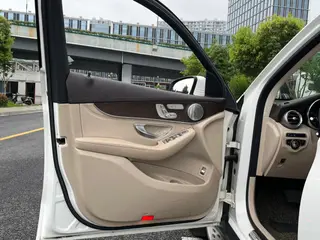 Mercedes-Benz GLC 2016 GLC 300 4MATIC Dynamic interior photo 14